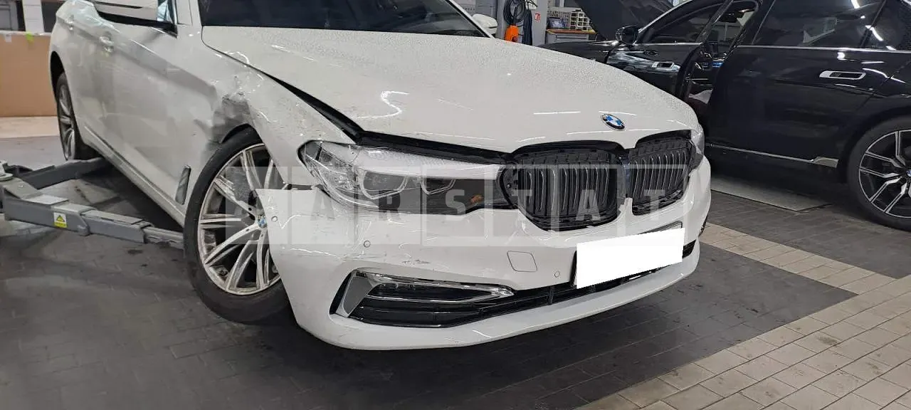 Photo 2 of 28: 2019 BMW 520i Luxury, VIN WBAJK7100KBP73531 — Korean insurance auction