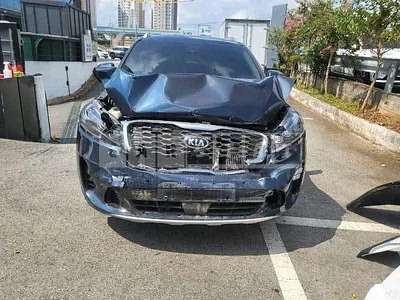 Photo 1 of 15: 2019 Kia Sorento, VIN KNAPK81BBLA562518 — Korean insurance auction
