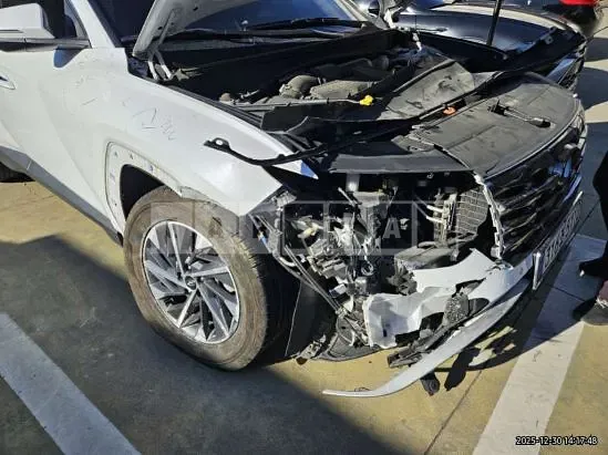 Photo 2 of 48: 2022 Hyundai Tucson — Korean insurance auction
