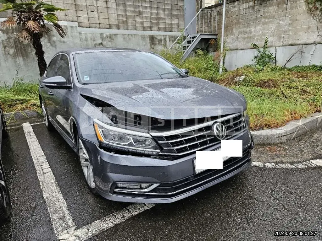 Photo 2 of 34: 2018 Volkswagen Passat 2.0 TSI — Korean insurance auction