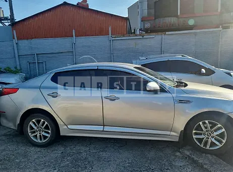 Photo 2 of 10: 2015 Kia K5, VIN KNAGN418BFA558399 — Korean insurance auction