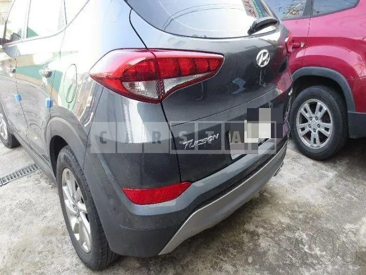 Photo 2 of 9: 2017 Hyundai Tucson 1.7, VIN KMHJ3815GHU451554 — Korean insurance auction