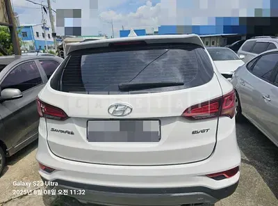 Photo 1 of 6: 2016 Hyundai Santa Fe DM — Korean insurance auction