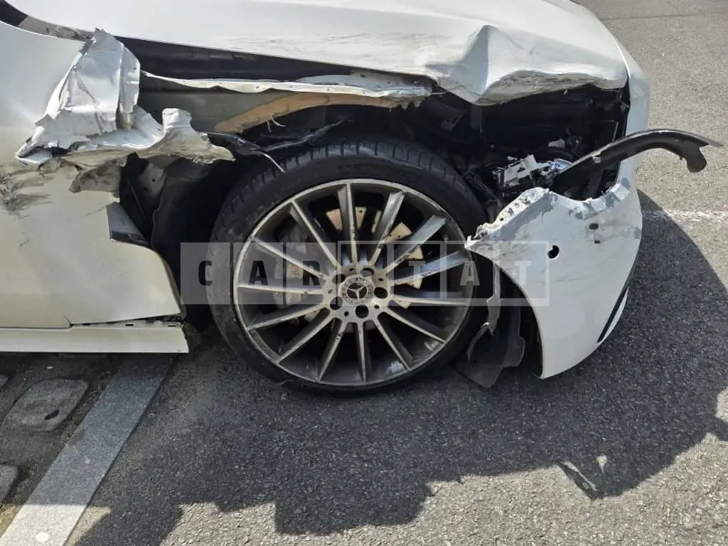 Photo 2 of 12: 2022 Mercedes-Benz E450 4Matic Cabriolet — Korean insurance auction
