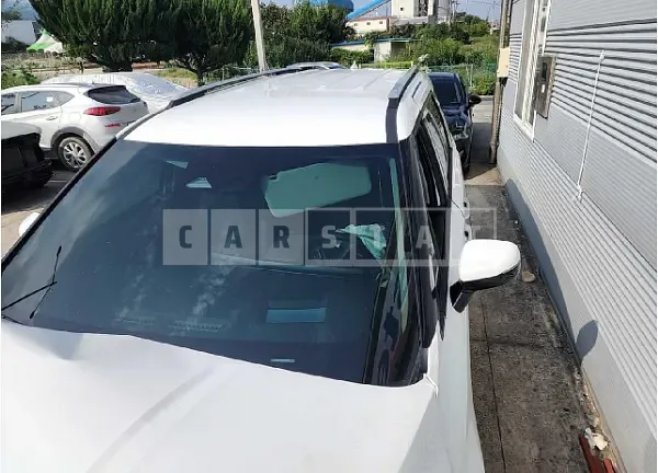 Photo 2 of 13: 2024 Kia Carnival — Korean insurance auction