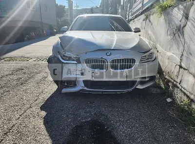 Photo 1 of 9: 2016 BMW 520d xDrive, VIN WBA5E7103GG563797 — Korean insurance auction