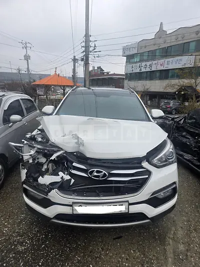 Photo 1 of 16: 2016 Hyundai Santa Fe, VIN KMHSW81UBGU679304 — Korean insurance auction