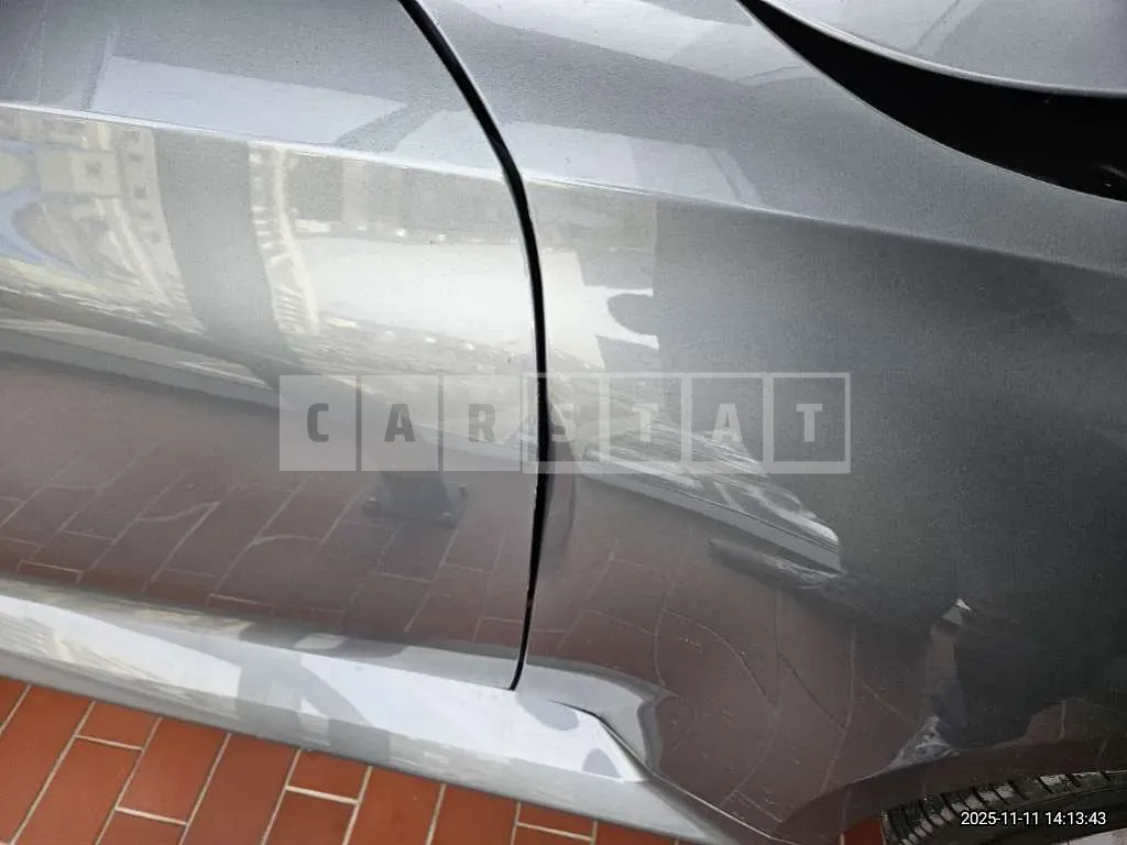 Photo 2 of 11: 2025 BMW M2 — Korean insurance auction