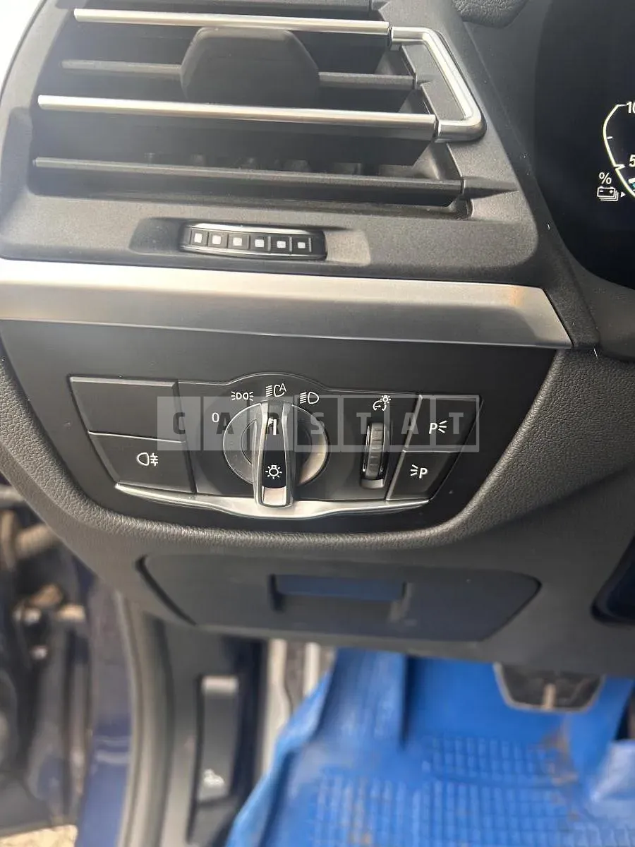 Photo 2 of 25: 2022 BMW iX3 M Sport, VIN WBY41DU08NS581760 — Korean insurance auction