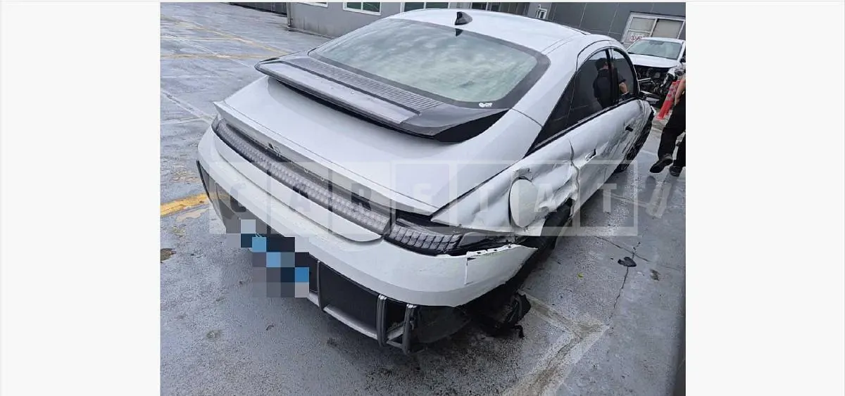 Photo 2 of 25: 2022 Hyundai IONIQ 6 Long Range — Korean insurance auction