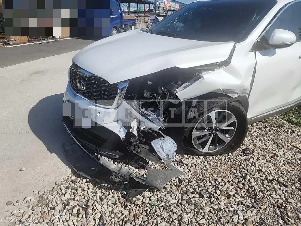 Photo 2 of 13: 2019 Kia Sorento — Korean insurance auction