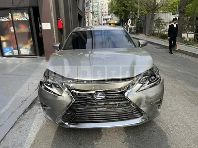 Photo 1 of 16: 2018 Lexus ES300h, VIN JTHBW1GG1J2177516 — Korean insurance auction