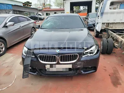 Photo 1 of 11: 2016 BMW 520d xDrive, VIN WBA5E7105GG567513 — Korean insurance auction