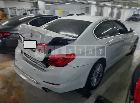 Photo 2 of 6: 2020 BMW 520i Luxury, VIN WBAJK910XLCD49574 — Korean insurance auction