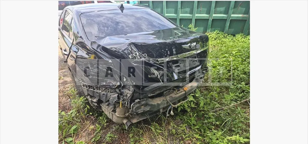 Photo 2 of 10: 2016 Genesis EQ900 3.8 — Korean insurance auction
