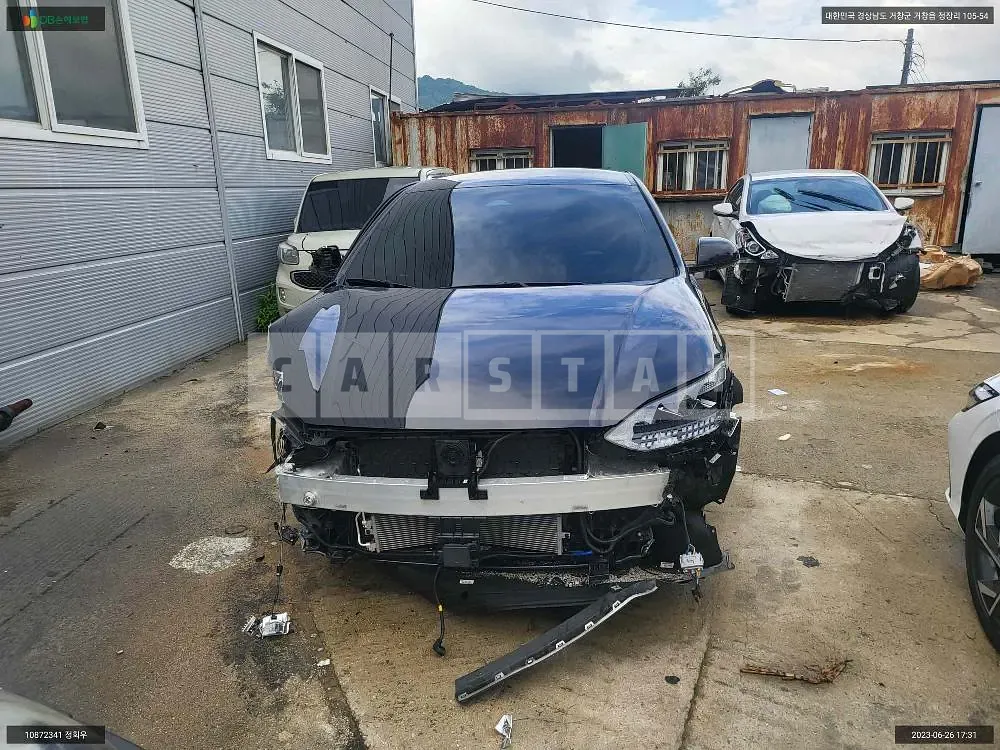 Photo 2 of 24: 2022 Hyundai IONIQ 6, VIN KMHM341AFPA006886 — Korean insurance auction