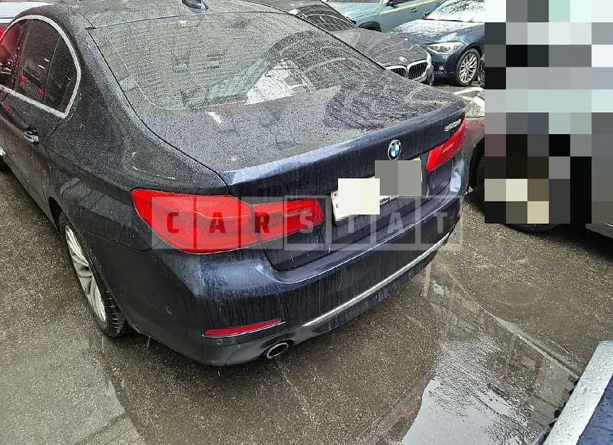 Photo 2 of 12: 2018 BMW 520d — Korean insurance auction