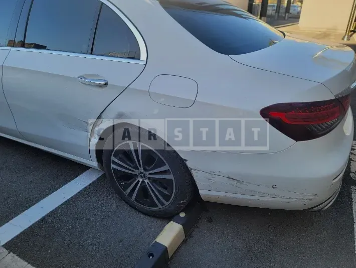 Photo 2 of 9: 2021 Mercedes-Benz Merdes-Mercedes-Benz E250, VIN W1KZF4FBXMA959448 — Korean insurance auction