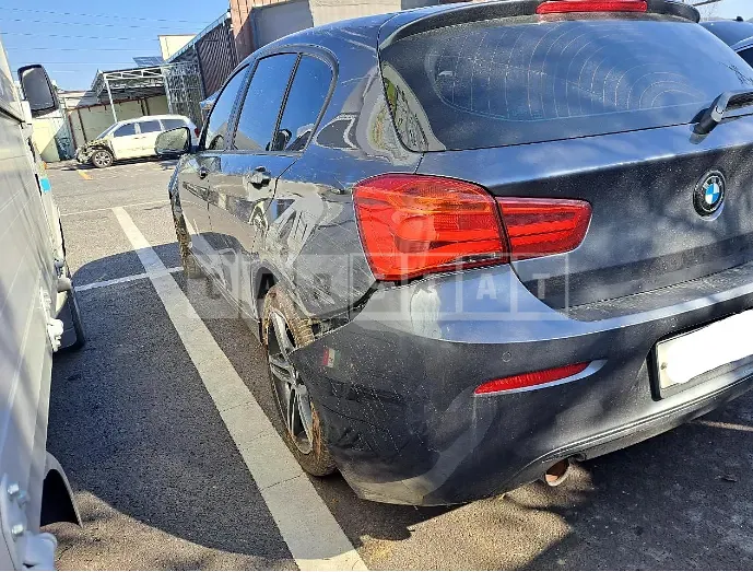 Photo 2 of 8: 2017 BMW 118d, VIN WBA1S5105H5D28894 — Korean insurance auction