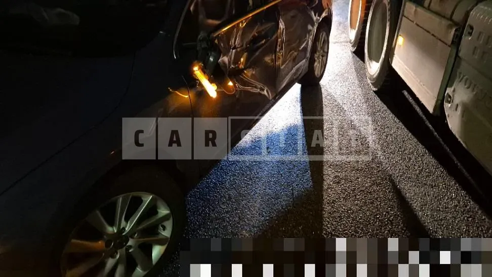 Photo 2 of 7: 2014 Volvo V60D2 — Korean insurance auction