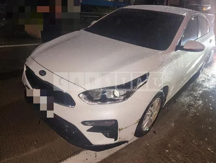 Photo 2 of 16: 2018 Kia K3 1.6 — Korean insurance auction