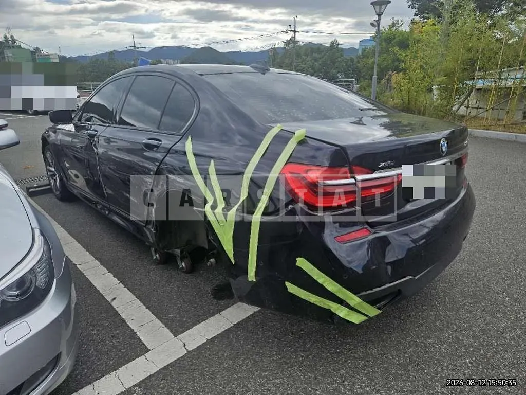 Photo 2 of 23: 2018 BMW 740d xDrive WLTP — Korean insurance auction