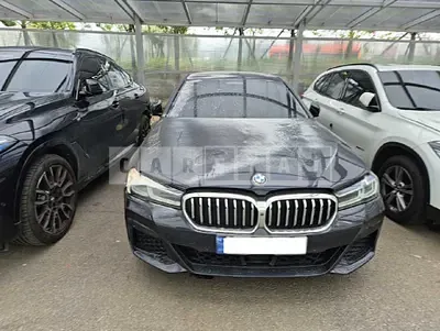Photo 1 of 42: 2021 BMW 530e — Korean insurance auction