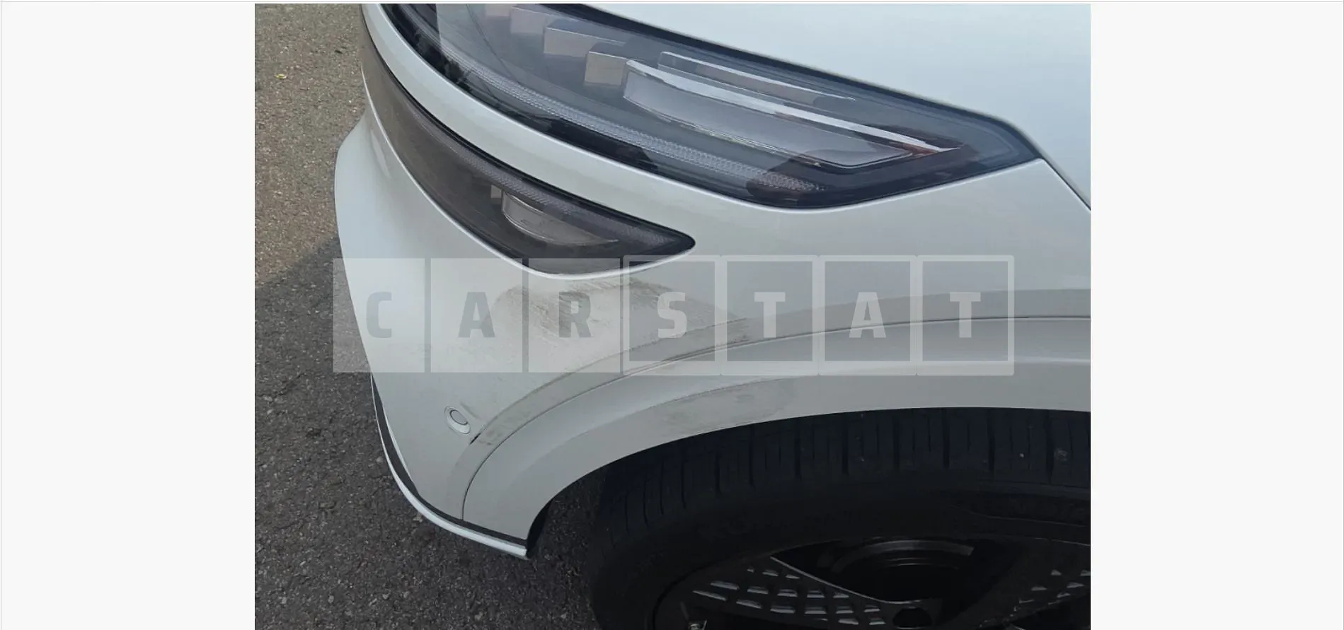 Photo 2 of 2: 2026 Genesis (parts) New GV70 Gasoline Turbo 2.5 Headlamp — Korean insurance auction