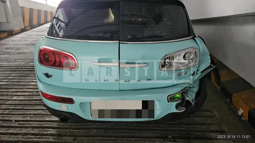Photo 2 of 12: 2017 MINI Cooper Clubman, VIN WMWLN5107H2G10519 — Korean insurance auction