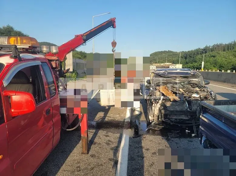 Photo 2 of 2: 2018 Hyundai Tucson TL — Korean insurance auction