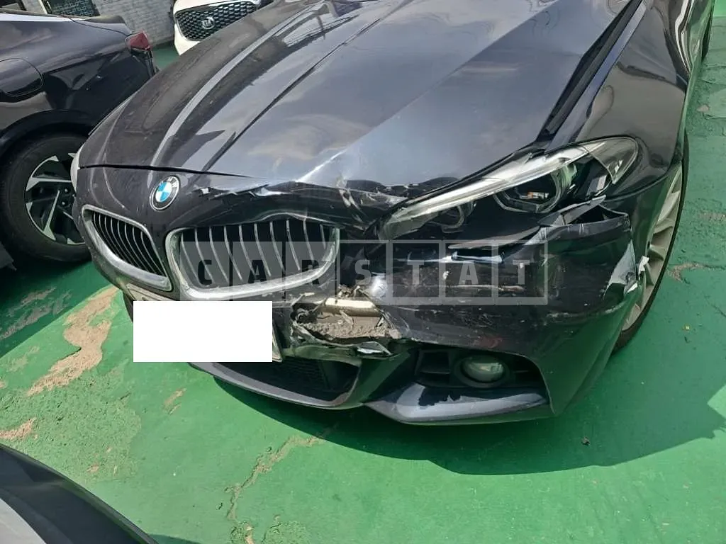 Photo 2 of 14: 2016 BMW 520d — Korean insurance auction
