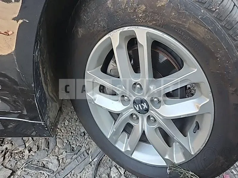 Photo 2 of 11: 2014 Kia K5 2.0 LPG — Korean insurance auction