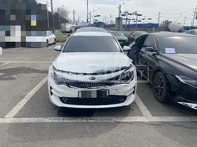 Photo 1 of 7: 2015 Kia K5, VIN KNAGU411BGA004075 — Korean insurance auction