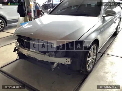 Photo 1 of 30: 2017 Mercedes-Benz C200, VIN WDDWF4CB7HF543681 — Korean insurance auction