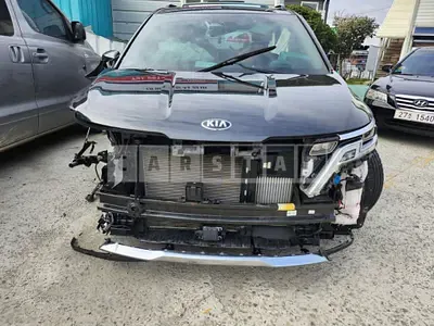 Photo 1 of 9: 2021 Kia Carnival, VIN KNANE81BBMS069009 — Korean insurance auction