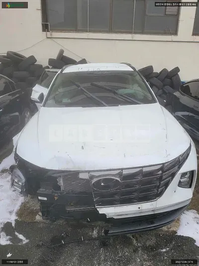 Photo 1 of 24: 2021 Hyundai Tucson, VIN KMHJC81CDMU034197 — Korean insurance auction