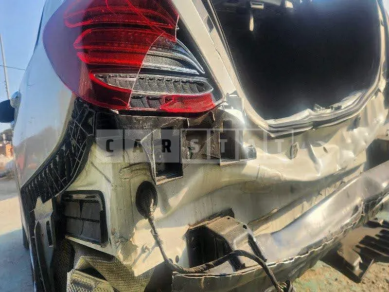 Photo 2 of 24: 2019 Mercedes-Benz E220d 4Matic, VIN WDDZF0FB4KA673312 — Korean insurance auction