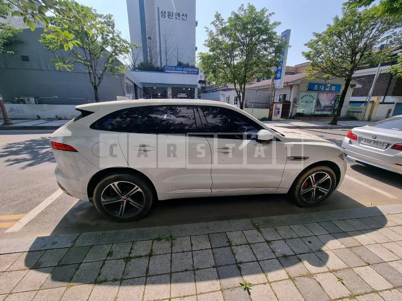 Photo 2 of 24: 2018 Jaguar F-Pace 30d, VIN SADCA2BK0JA255865 — Korean insurance auction