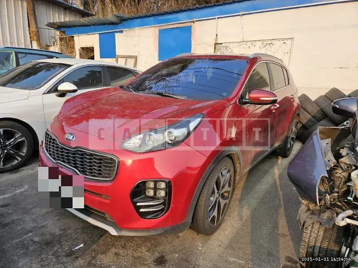 Photo 2 of 14: 2017 Kia Sportage — Korean insurance auction