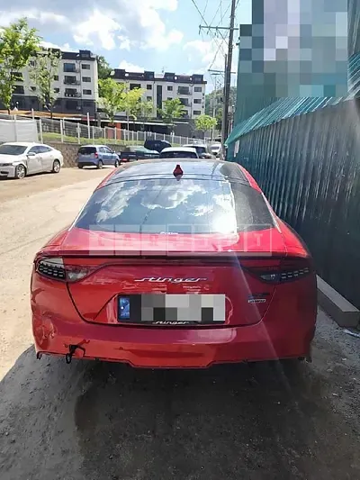 Photo 1 of 33: 2021 Kia Stinger, VIN KNAE351DDMS100974 — Korean insurance auction