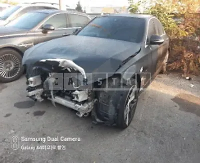 Photo 1 of 19: 2019 Mercedes-Benz C220 d 4Matic, VIN WDDWF1FB1KR465902 — Korean insurance auction