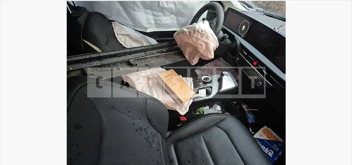 Photo 2 of 26: 2022 Kia EV6 Long Range — Korean insurance auction