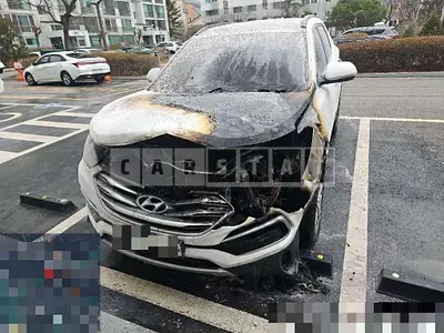 Photo 1 of 8: 2016 Hyundai Santa Fe DM 4WD — Korean insurance auction