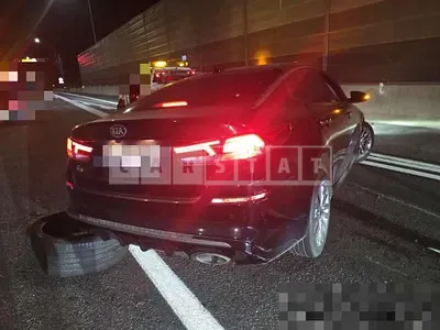 Photo 1 of 11: 2019 Kia K5 — Korean insurance auction