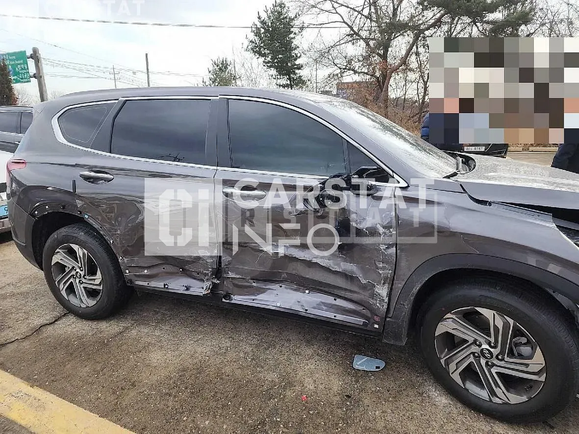 Photo 2 of 14: 2022 Hyundai Santa Fe 2.5 — Korean insurance auction