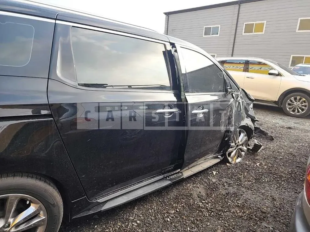Photo 2 of 20: 2014 Kia Carnival, VIN KNAMC81ABFS016252 — Korean insurance auction