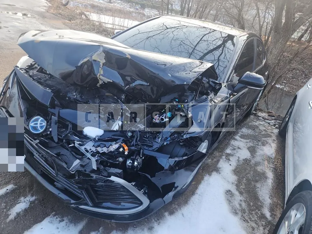 Photo 2 of 5: 2021 Toyota Camry Hybrid LE, VIN JTNBA1HK1N3007736 — Korean insurance auction