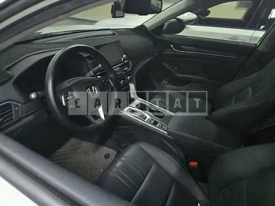 Photo 2 of 8: 2019 Honda Accord Hybrid — Korean insurance auction