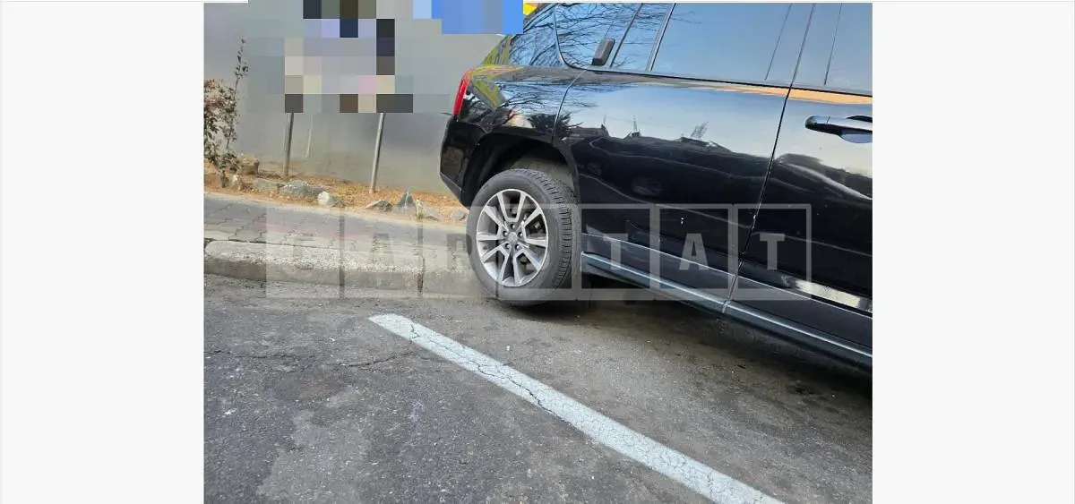 Photo 2 of 11: 2015 Jeep Zip Compass — Korean insurance auction