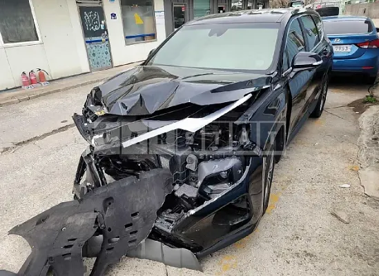 Photo 2 of 10: 2019 Hyundai Santa Fe, VIN KMHS281BBKU173540 — Korean insurance auction